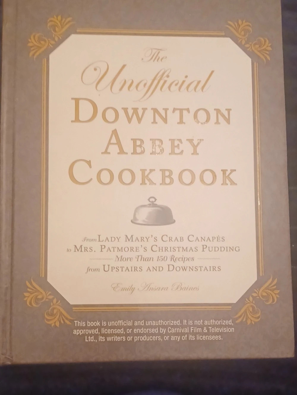 Adams Media The Unofficial Downton Abbey Cookbook Brown & Gold
